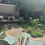 Spacious Apartment With Garden In City Centre