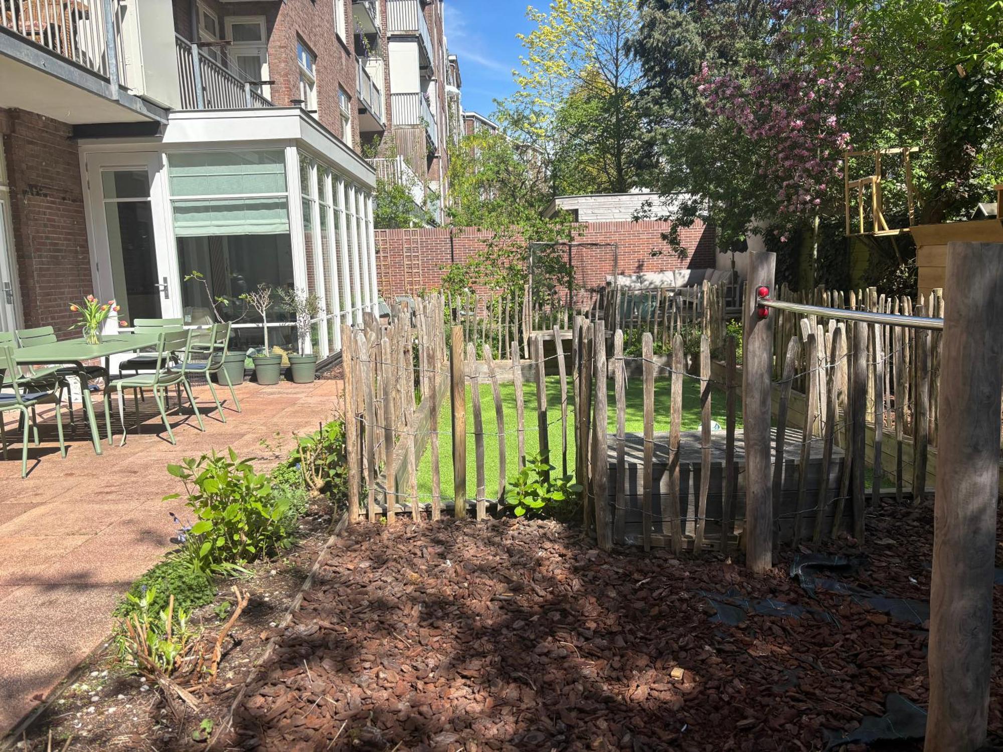 Apartment Spacious With Garden In Centre Amsterdam